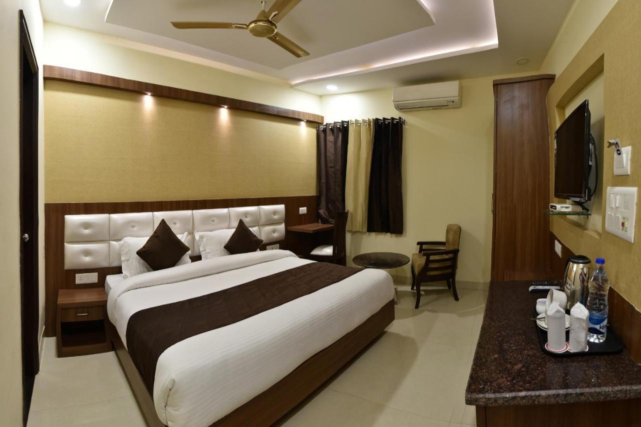 Hotel Amritsar International Exterior foto
